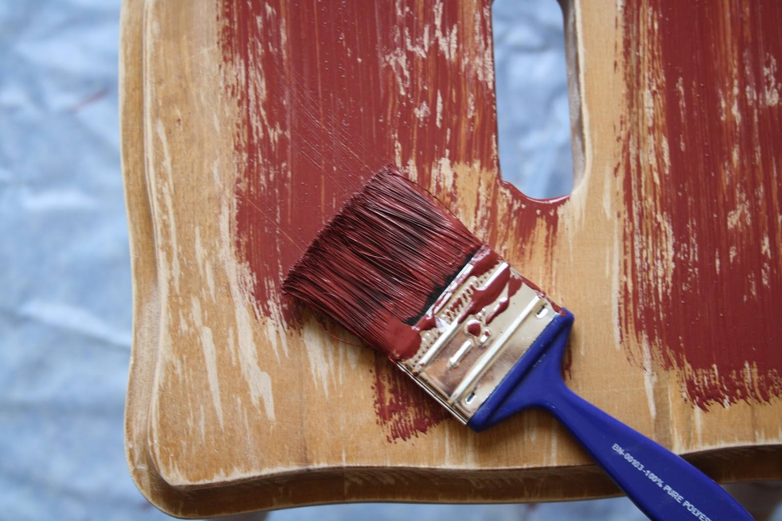 Краска для деревянной мебели: инструкция по окраске своими руками, чем покрасить лучше, видео, фото
краска для деревянной мебели: инструкция по окраске своими руками, чем покрасить лучше, видео, фото