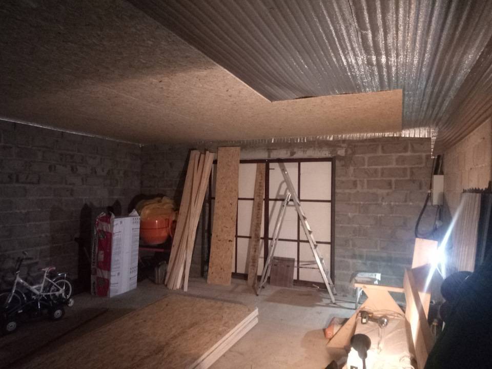 Потолок в гараже своими руками: чем лучше обшить и отделать, виды материалов
