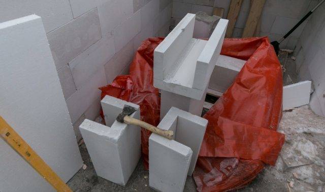 Какие бывают блоки для строительства дома