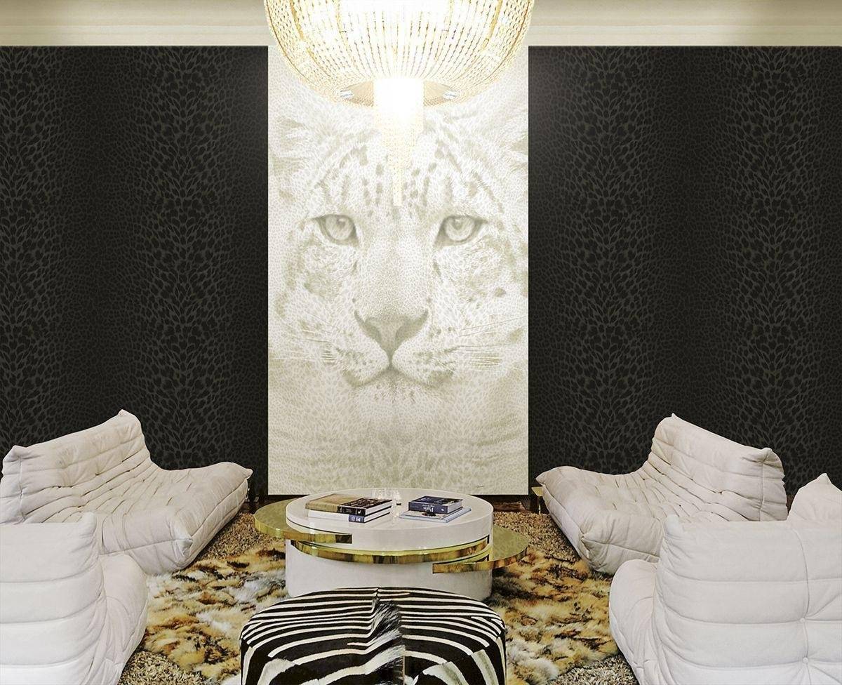 Обои roberto cavalli (44 фото): панно и принт «леопард» в дизайне интерьера гостиной, отзывы