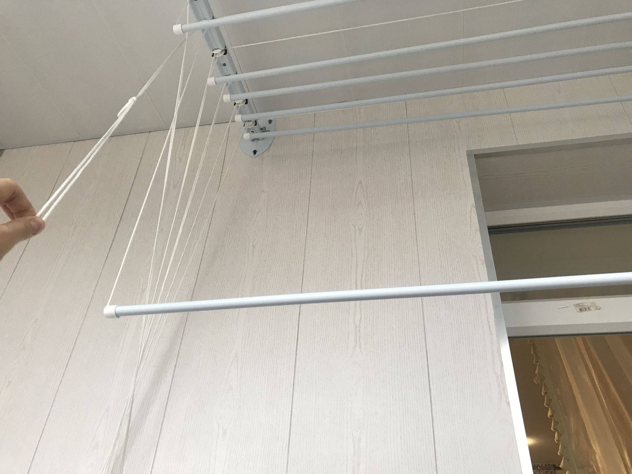 Как делается потолочная сушилка для белья на балкон