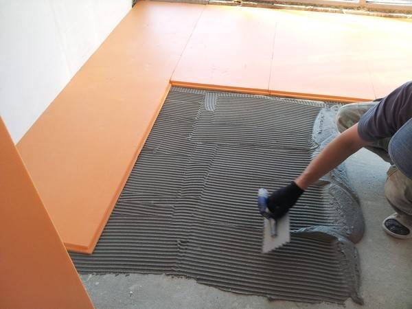 Укладка пеноплекса на бетонный пол и по плитам перекрытия