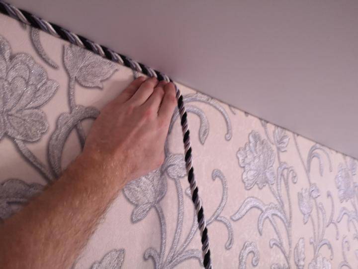 Декоративные шнуры для натяжных потолков (23 фото) — окантовка канатом, отделка кантиком, потолочный кант