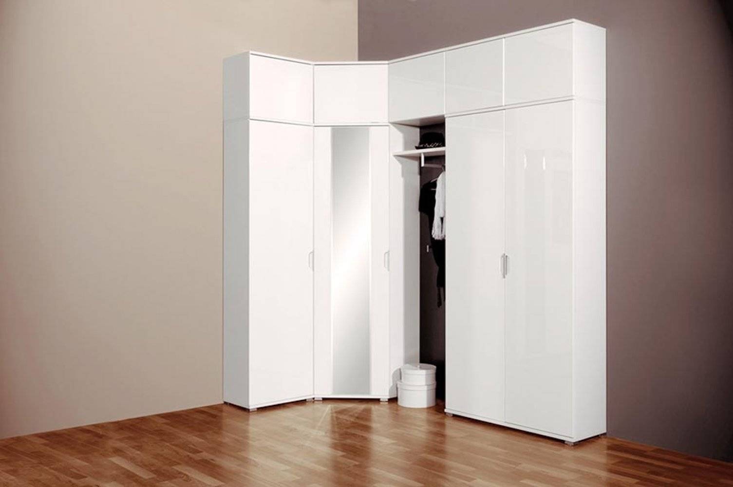 Белый угловой шкаф, особенности размещения и ухода за мебелью