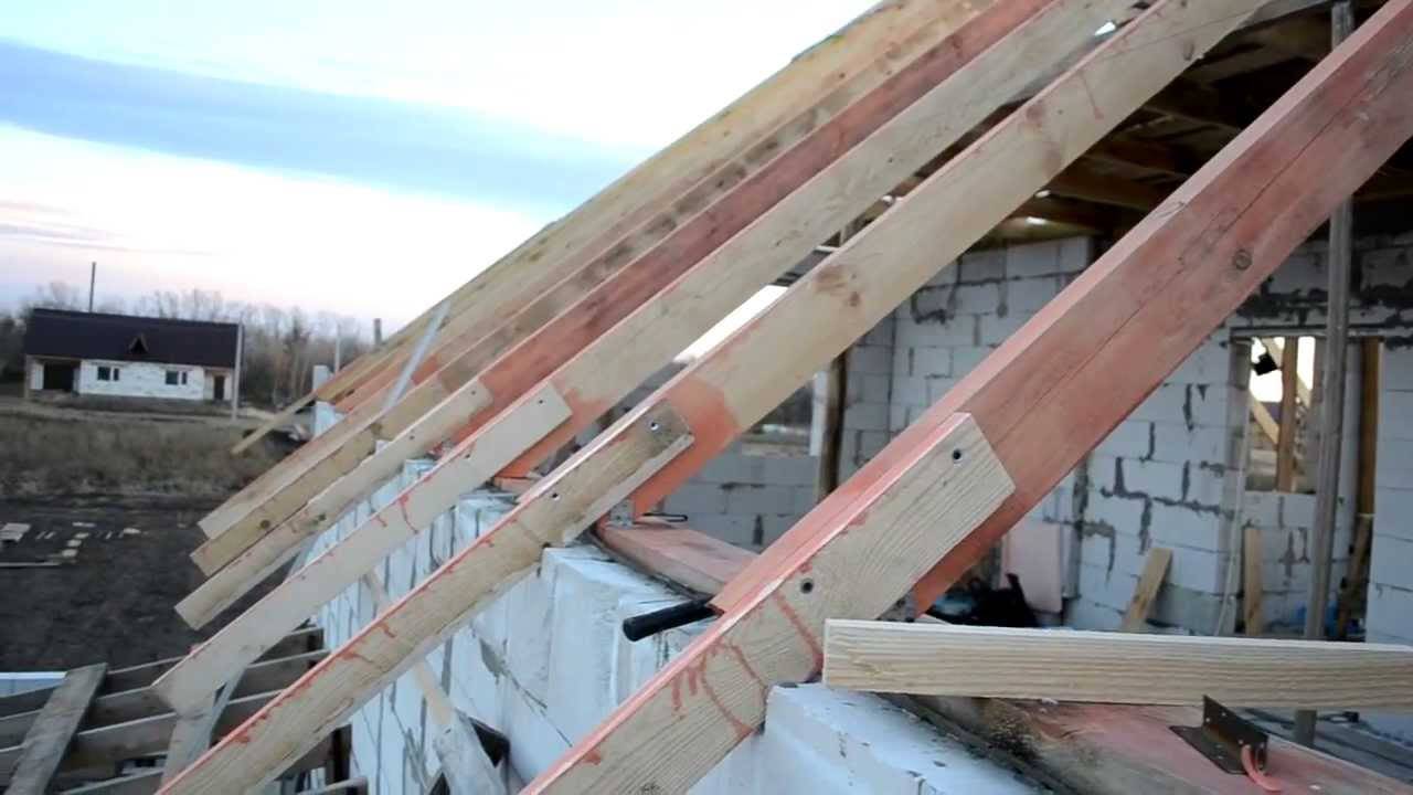 Мауэрлат для двухскатной крыши своими руками – несколько вариантов монтажа