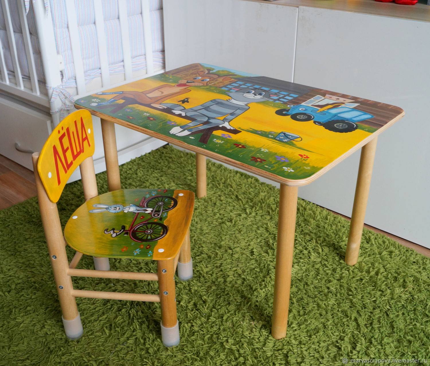 Какая должна быть высота стола и стула для ребенка?