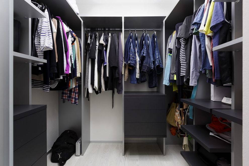 Системы хранения вещей для гардеробной: ассортимент брендов ikea, elfa, aristo