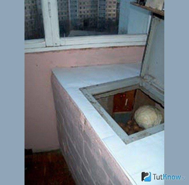 Погреб на балконе: как сделать своими руками на лоджии, под первым этажом, нужно ли разрешение на домашний подвал, как высушить, вентиляция