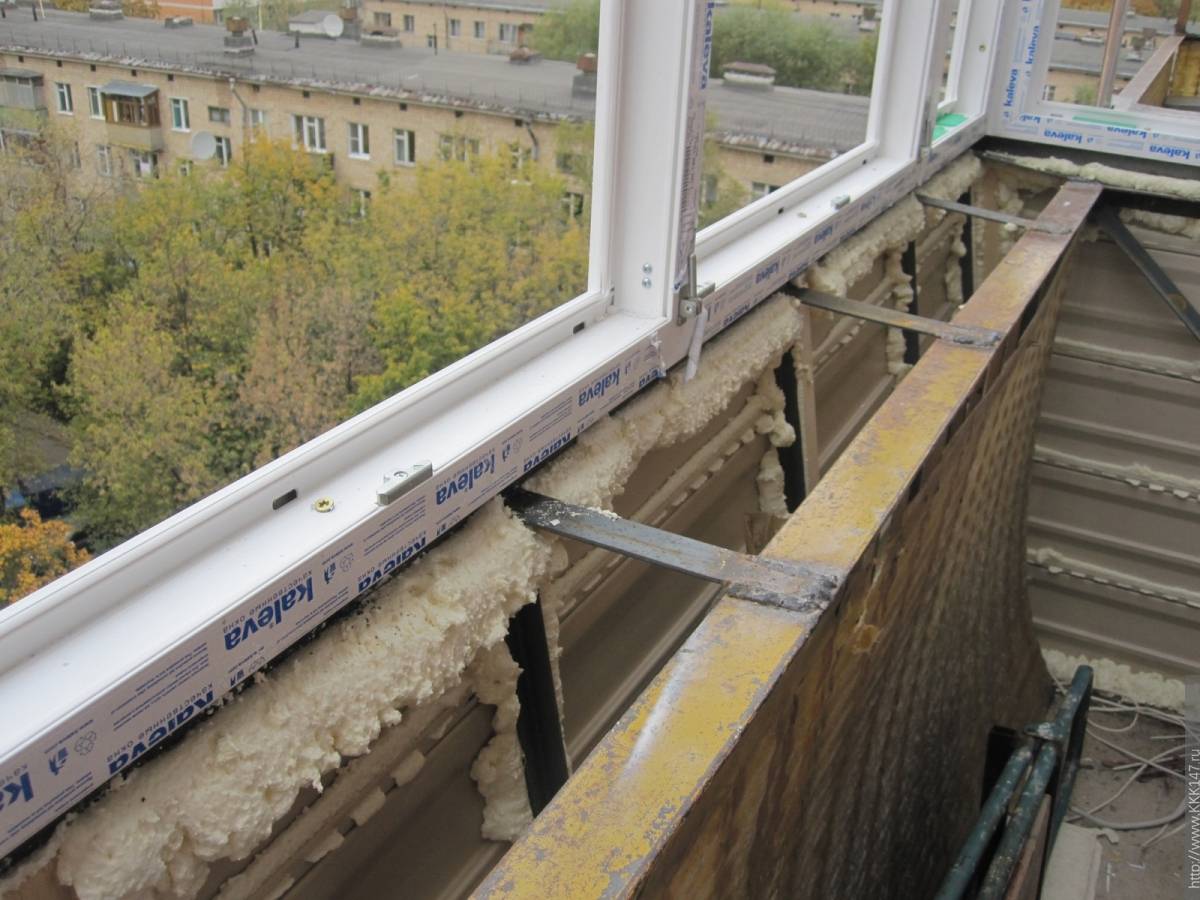 Крепление подоконника к пластиковому окну на лоджии - строительный журнал palitrabazar.ru