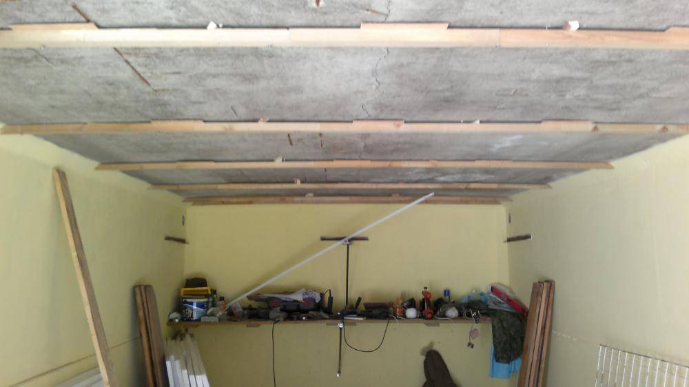 Как и чем обшить потолок в гараже дешево и красиво