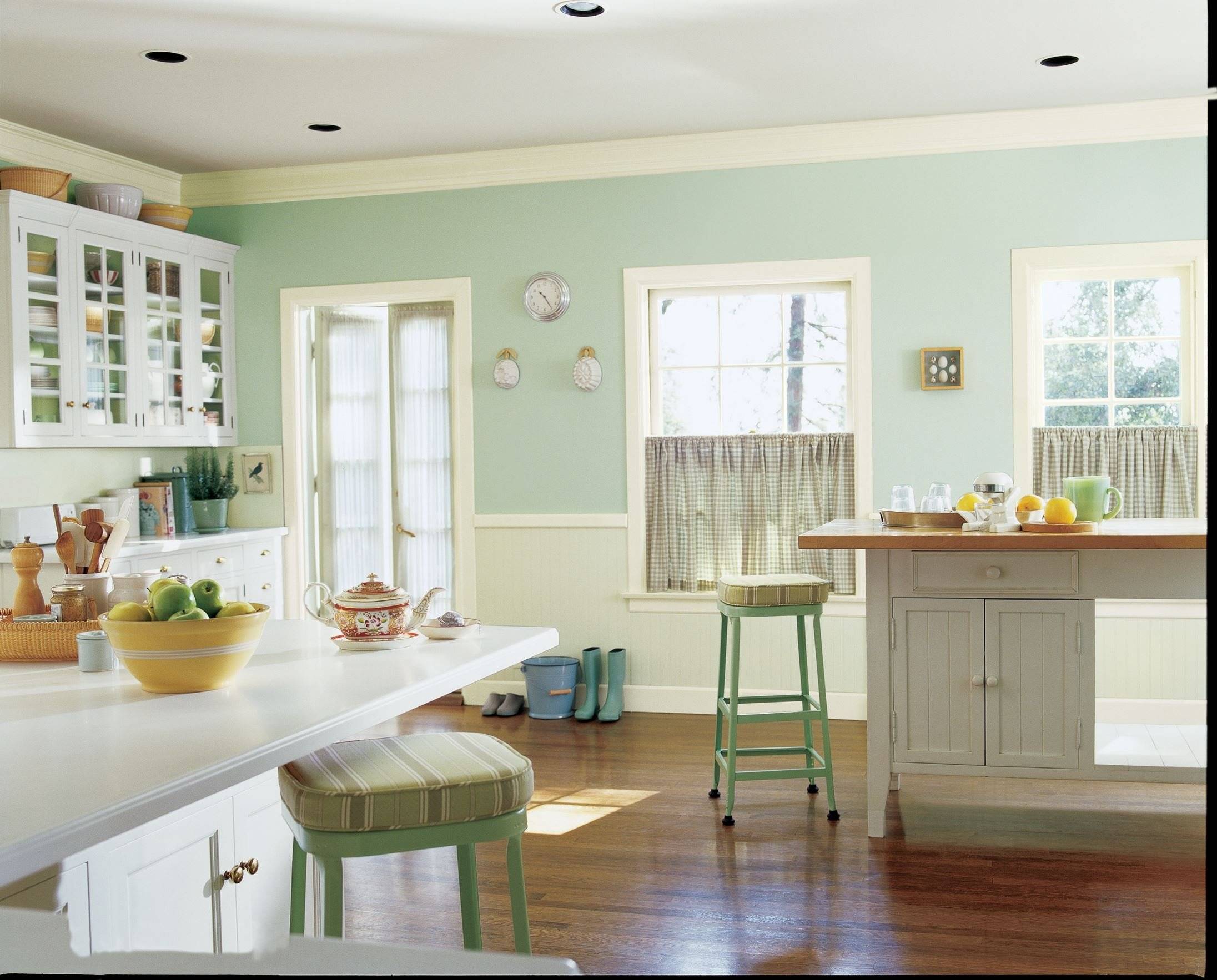 В какой цвет покрасить стены на кухне: модные, стильные и самые популярные оттенки – блог про кухни: все о кухне – kuhnyamy.ru