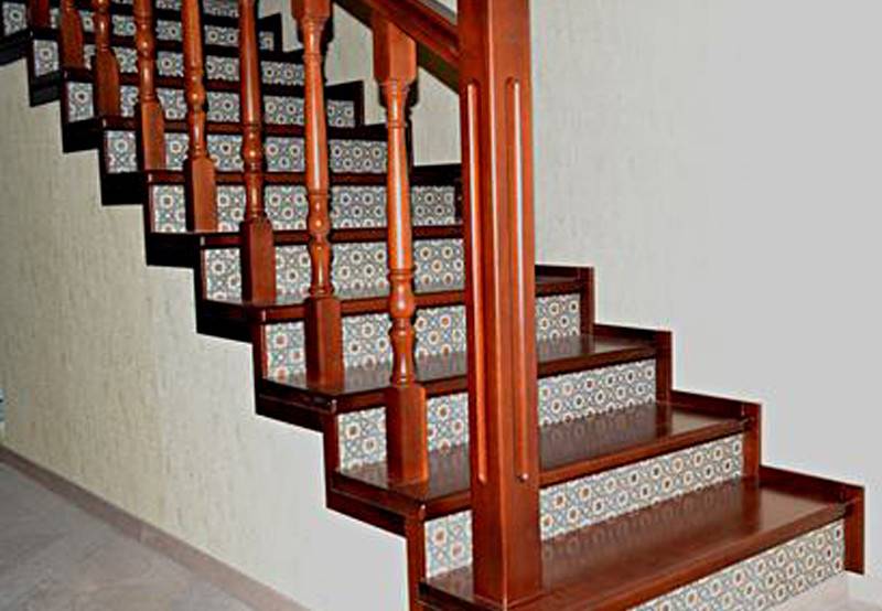 Отделка и облицовка лестниц в частном доме своими руками, как правильно делать, какие материалы используют для отделки, их характеристики