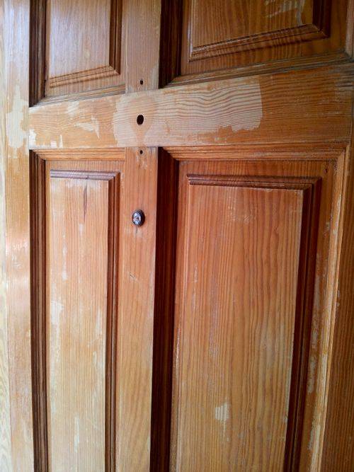 Как отреставрировать шпонированную дверь? - папа карло