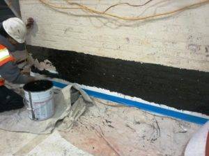 Антисептик для бетона от плесени и грибка: виды и правила обработки
