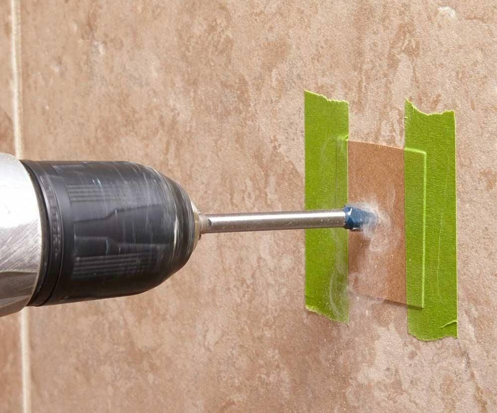 Как сверлить плитку, чтобы не треснула на стене и полу: советы