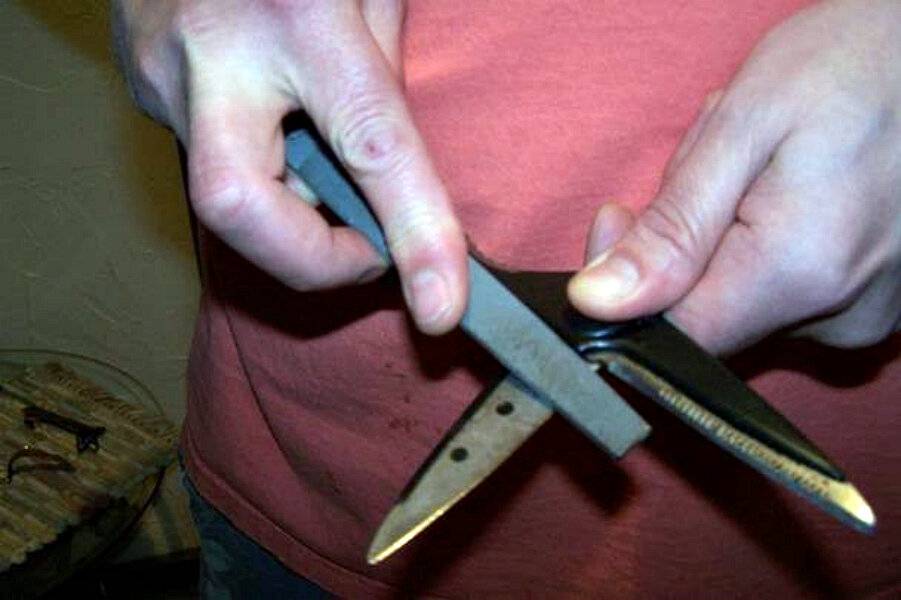 Как заточить маникюрные ножницы в домашних условиях? заточка маникюрных инструментов - janet.ru