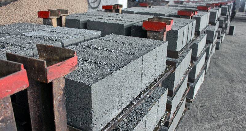 Размеры керамзитобетонных блоков: стандарты для керамзитных изделий