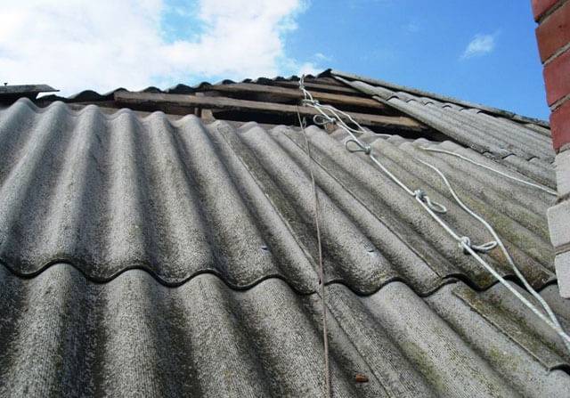 Ремонт шиферной крыши, дефекты и способы их обнаружения, ремонтные работы