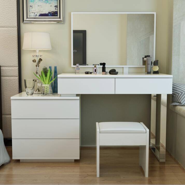 Туалетный столик с зеркалом и подсветкой: секреты выбора, оригинальные разновидности, конфигурации и производители