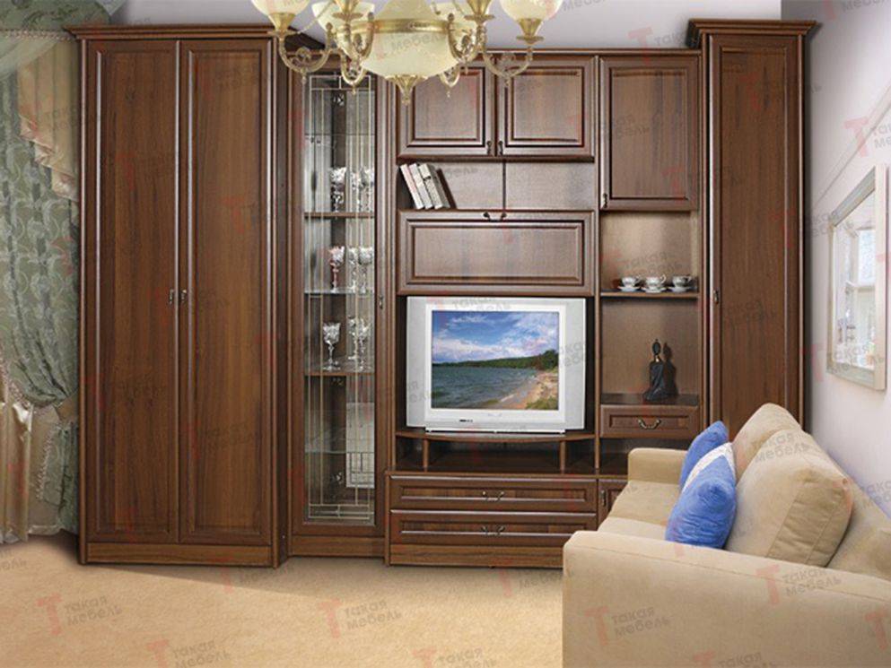 Мебель для гостиной в классическом стиле: классика в зале - стенки и мягкая