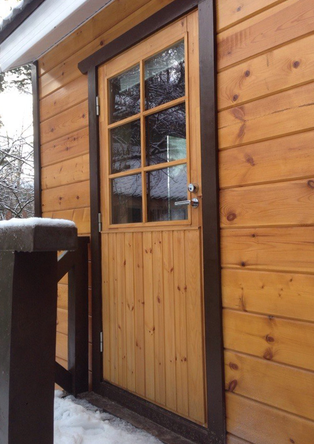 Надежность и красота — обзор финских входных дверей для загородного дома