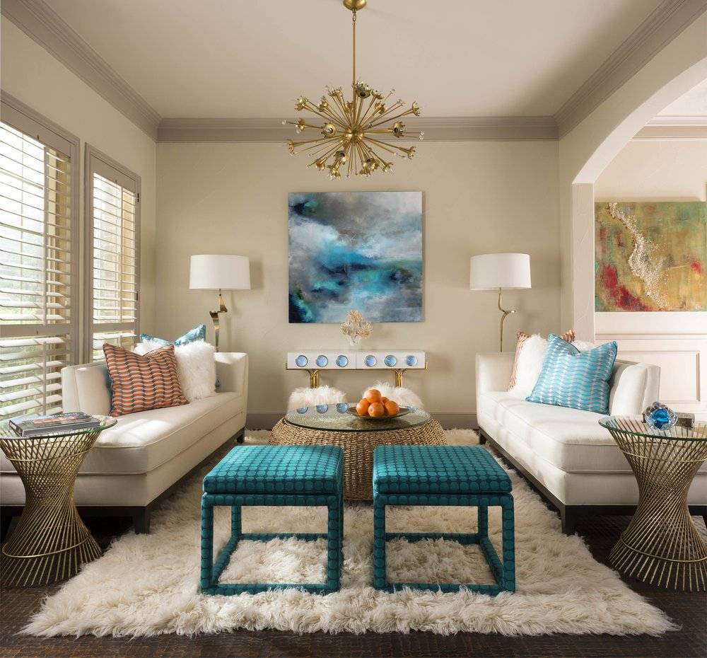 Синий диван в интерьере: сочетание цветовой гаммы в разных стилях
