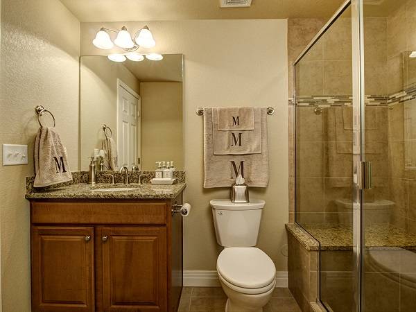 Обустройство ванной комнаты в подвале или на цокольном этаже: что нужно знать?