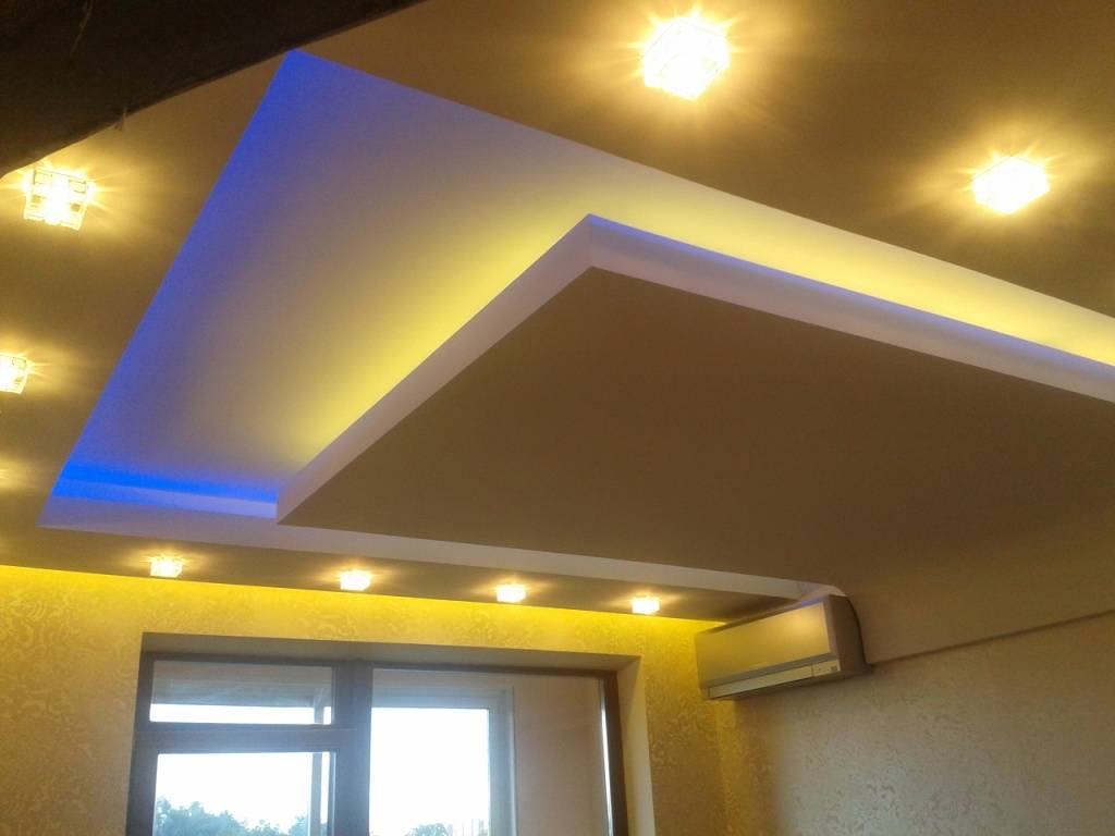 Многоуровневые потолки из гипсокартона с подсветкой: оригинальные идеи дизайна