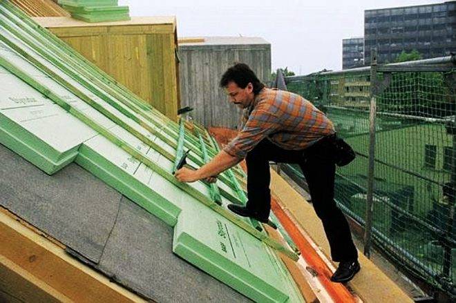 Все о утеплении крыши пенопластом: от выбора толщины до теплоизоляции мансардной крыши